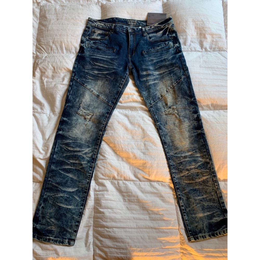 Blue jeans, 34W 32L